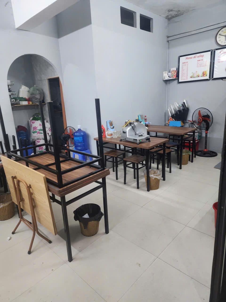 CHÍNH CHỦ SANG NHƯỢNG CỬA HÀNG KINH DOANH BÚN -PHỞ CƠM RANG- CÓ SẴN LƯỢNG KHÁCH SẴN