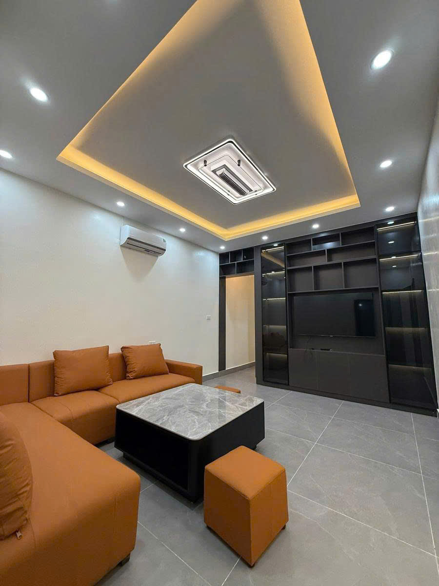 BÁN NHÀ MẶT PHỐ GIÁ 47 TỶ HOÀNG HOA THÁM – TÒA 8 TẦNG THANG MÁY – 110M² – MẶT TIỀN 4.4M