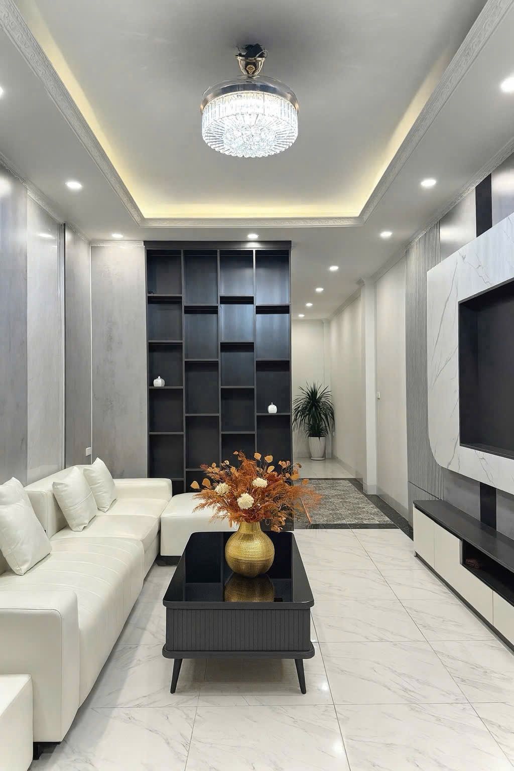 Bán nhà Ngọc Lâm 57m², 6 tầng thang máy– Vị trí trung tâm, nhà mới, vào ở ngay