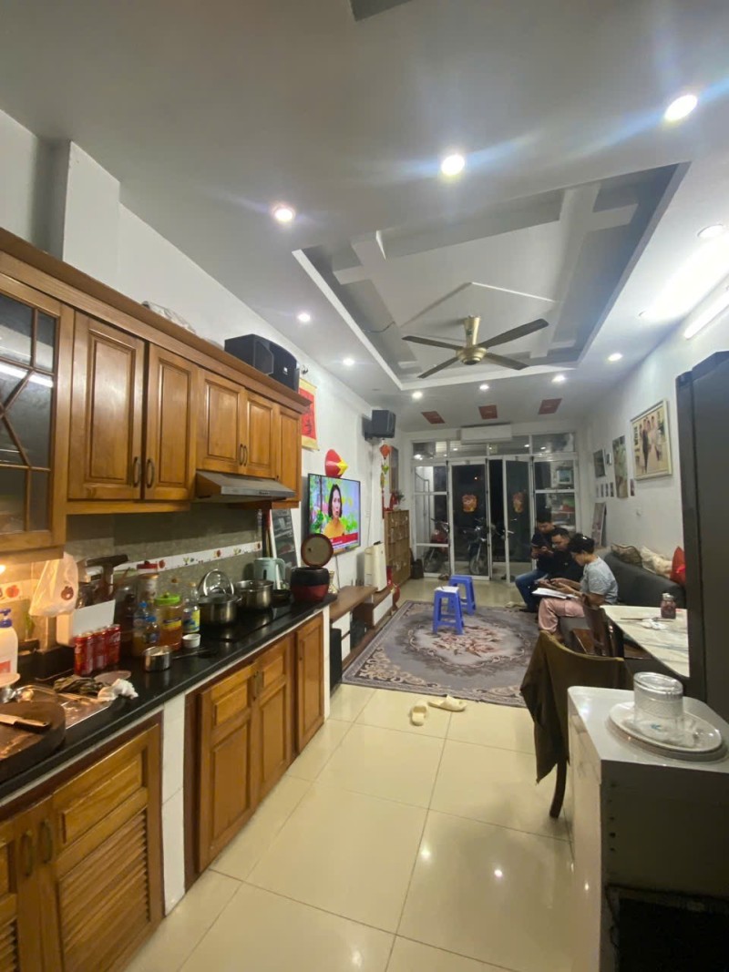 BÁN NHÀ ĐỨC GIANG – LONG BIÊN - Ô TÔ VÀO NHÀ – NHÀ 5 TẦNG – CÔNG NĂNG ĐỦ – GIÁ TỐT KHU VỰC