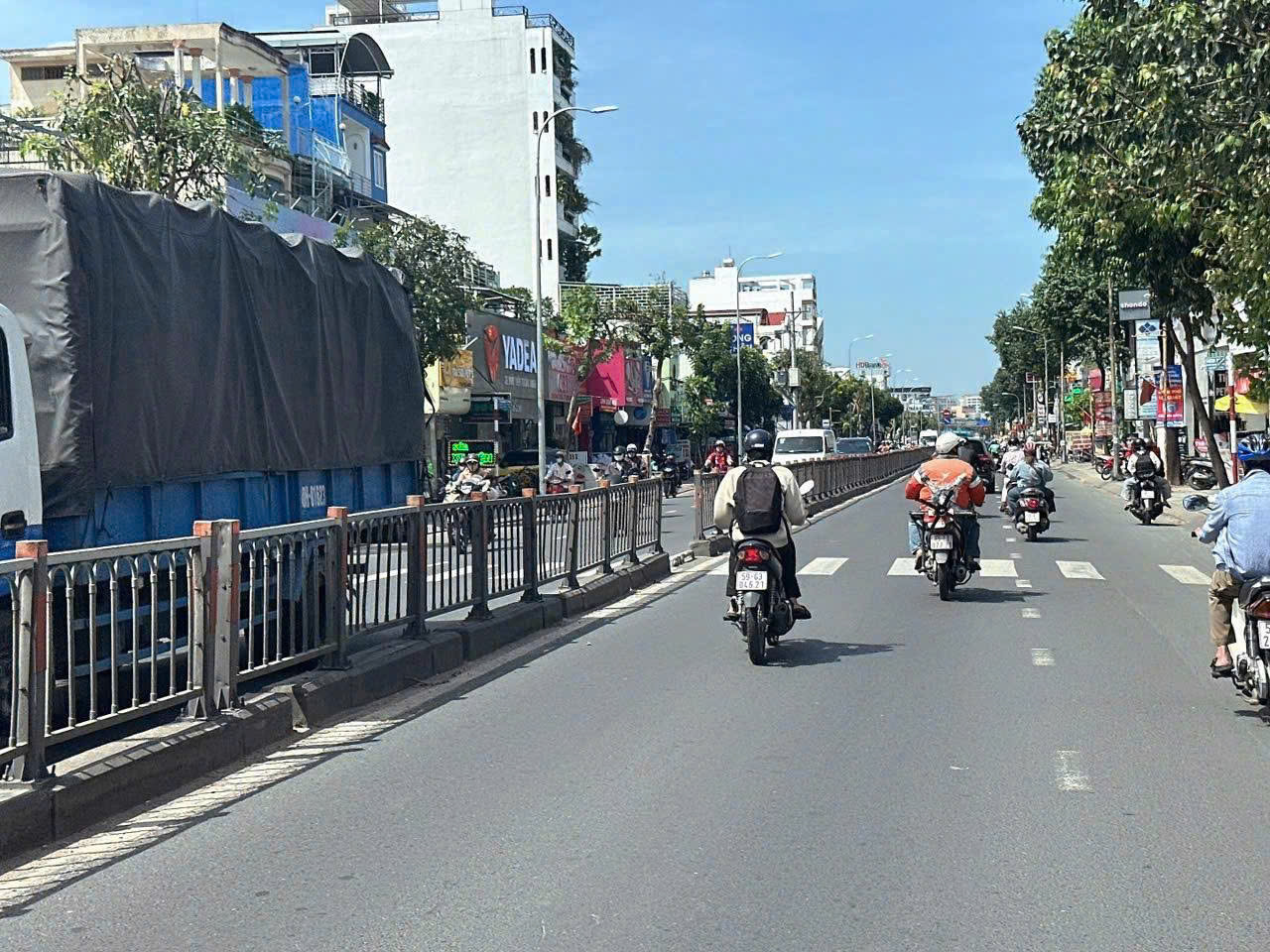 CHDV 6 lầu mới ngang 7m 148m2 17PN full NT HXT Quang Trung gần chợ HTT chỉ 24.9 tỷ.