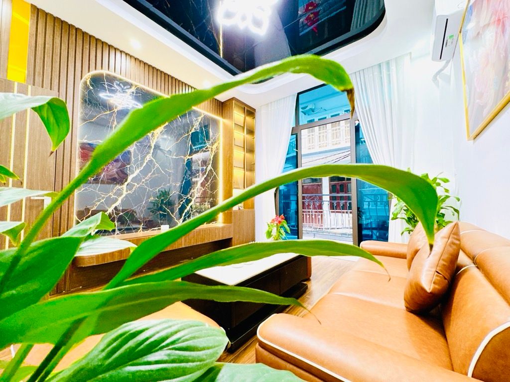 Bán nhà Trường Chinh, Đống Đa, Lô góc VF3 qua, kinh doanh, gần phố, 48m2, 14.96 tỷ(CTL)