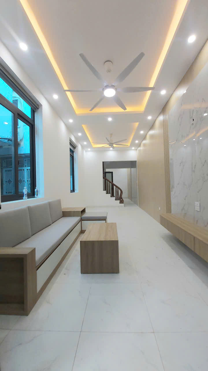 Bán nhà căn góc 60m2 rộng thoáng – Sống tiện lợi ngay trung tâm Đa Sỹ. Chỉ 7.x tỷ