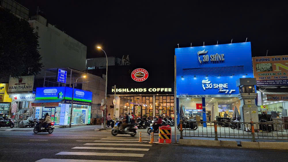 Nhà view GÓC đẹp 1 sẹc HXH Quang Trung ngang 8.5m 119m2 4 lầu đang KD chỉ 12.8 tỷ.