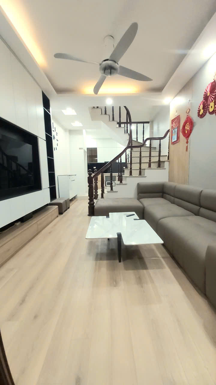 Nhà đẹp 5Tx32m2 tại trung tâm Mỗ Lao – đầu đường Thanh Bình, thiết kế tối ưu từng mét sử