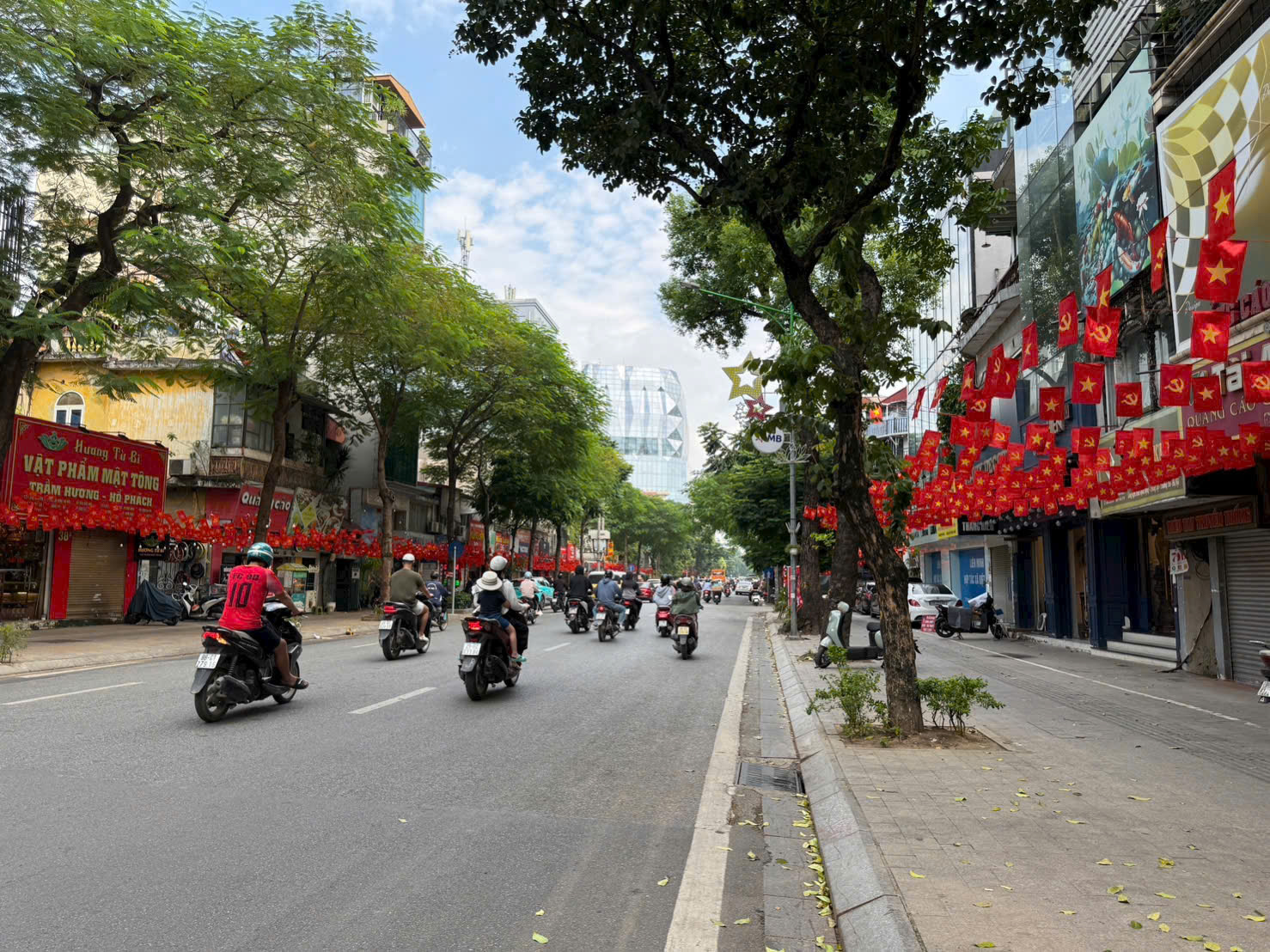 CHÍNH CHỦ BÁN NHANH NHÀ PHỐ NGUYỄN THÁI HỌC - BA ĐÌNH, HÀ NỘI - VỊ TRÍ TRUNG TÂM