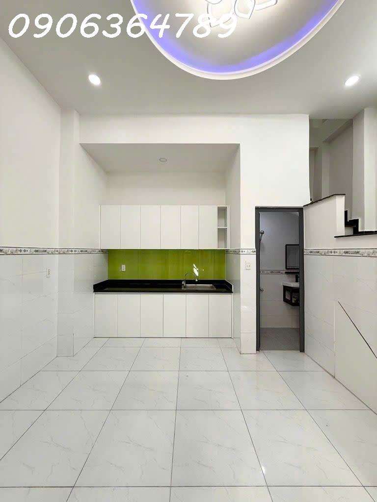 BÁN NHÀ HOÀNG SA– 4,5 T.Ỷ- HẺM LIÊN THÔNG - KHU DÂN TRÍ