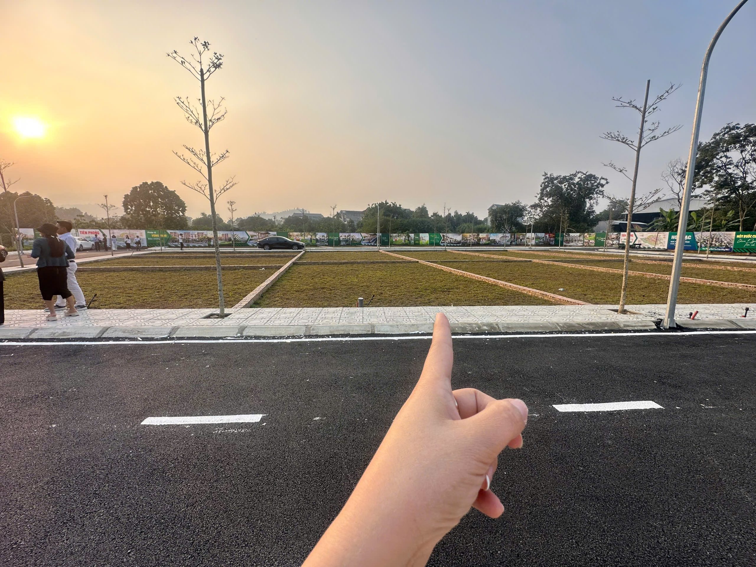 HOT ! SỞ HỮU NGAY LÔ ĐẤT ĐẸP - GIÁ TỐT - Vị Trí Đắc Địa Tại Phú Cát, TPHN (khu đô thị vệ tinh Hoà Lạc)