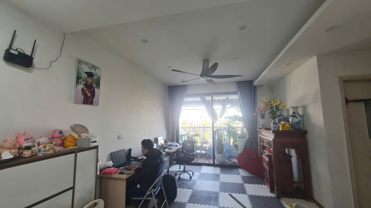 Chính chủ cần bán căn hộ chung cư KĐTM Cầu Bươu - Căn góc đẹp - 2 ban công - 2 ngủ 72.5m2