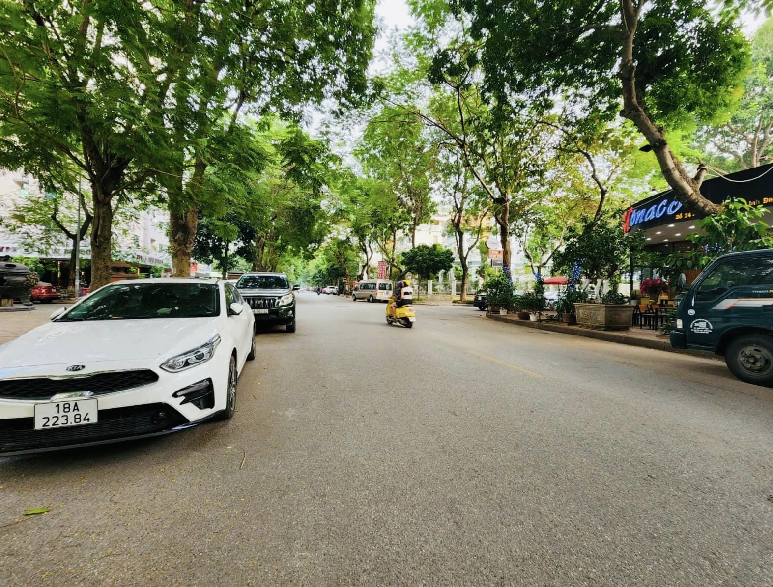 Bán đất đấu giá lô góc Lai Xá Hoài Đức cạnh ĐH Thành Đô 75m chỉ 13.9 tỷ.