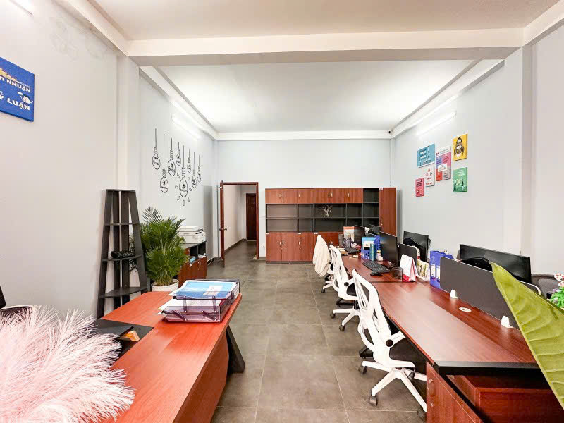 Nhà phố HXH 1 trục Lê Đức Thọ ngang 6.5m 4 lầu 98m2 gần CV Văn Hoá Gò Vấp chỉ 11.9 tỷ.