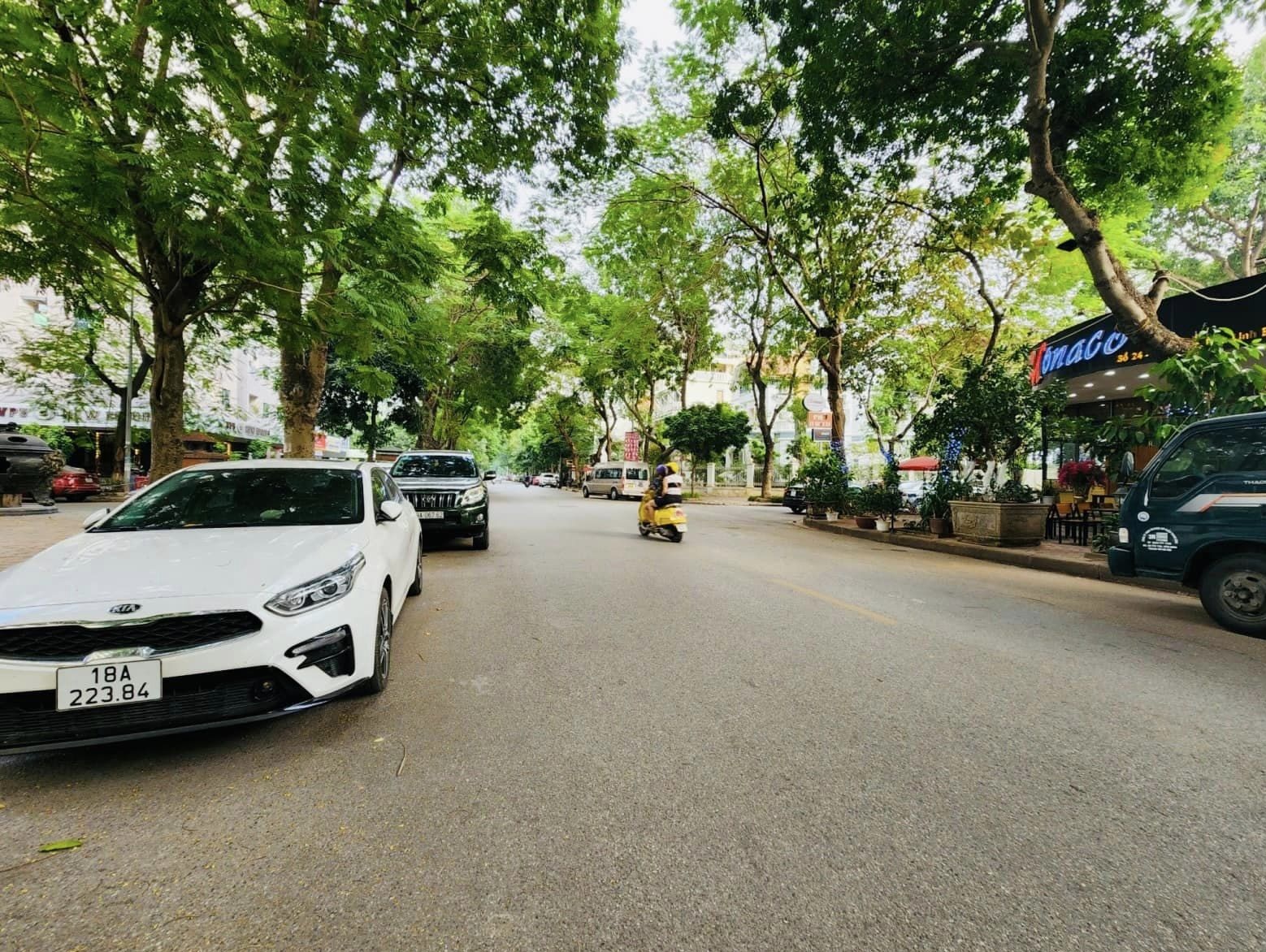 Bán đất phân lô cổng LIDECO Trạm Trôi Hoài Đức 68m mt5m chỉ 10.8 tỷ