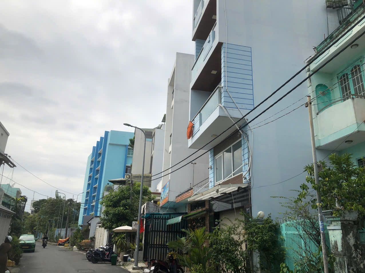 NHÀ 6 TẦNG ( 4.5 x 16m) - MẶT TIỀN TAM ĐẢO, KHU CƯ XÁ BẮC HẢI - CHỈ 19.5 TỶ