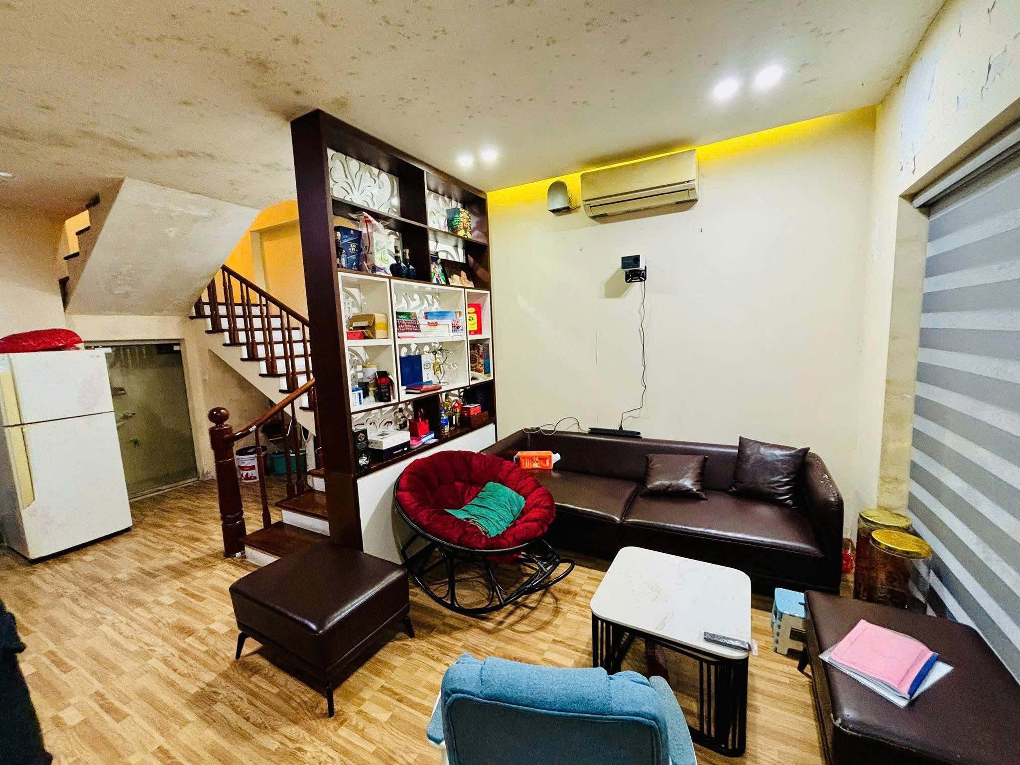 Bán nhà Đội Cấn Ba Đình Hà Nội chọn vào ở ngay như hình