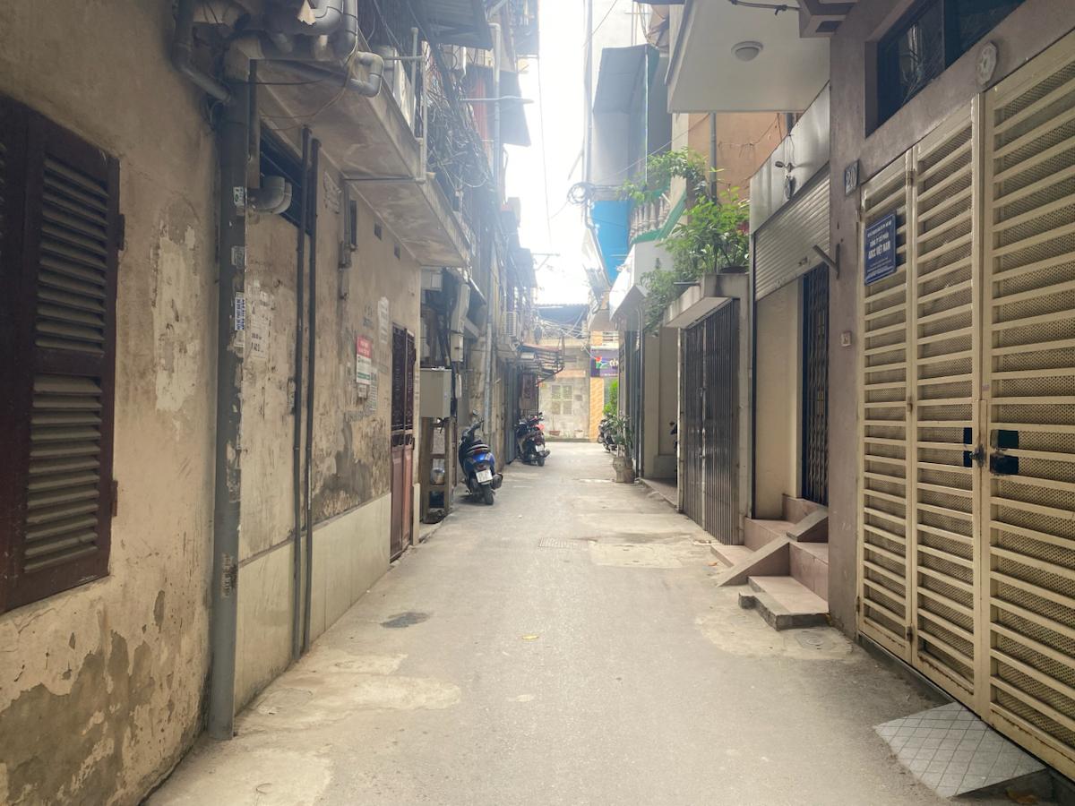 Bán nhà Cầu giấy, dọn vào ở ngay, thích hợp có ô tô phân lô