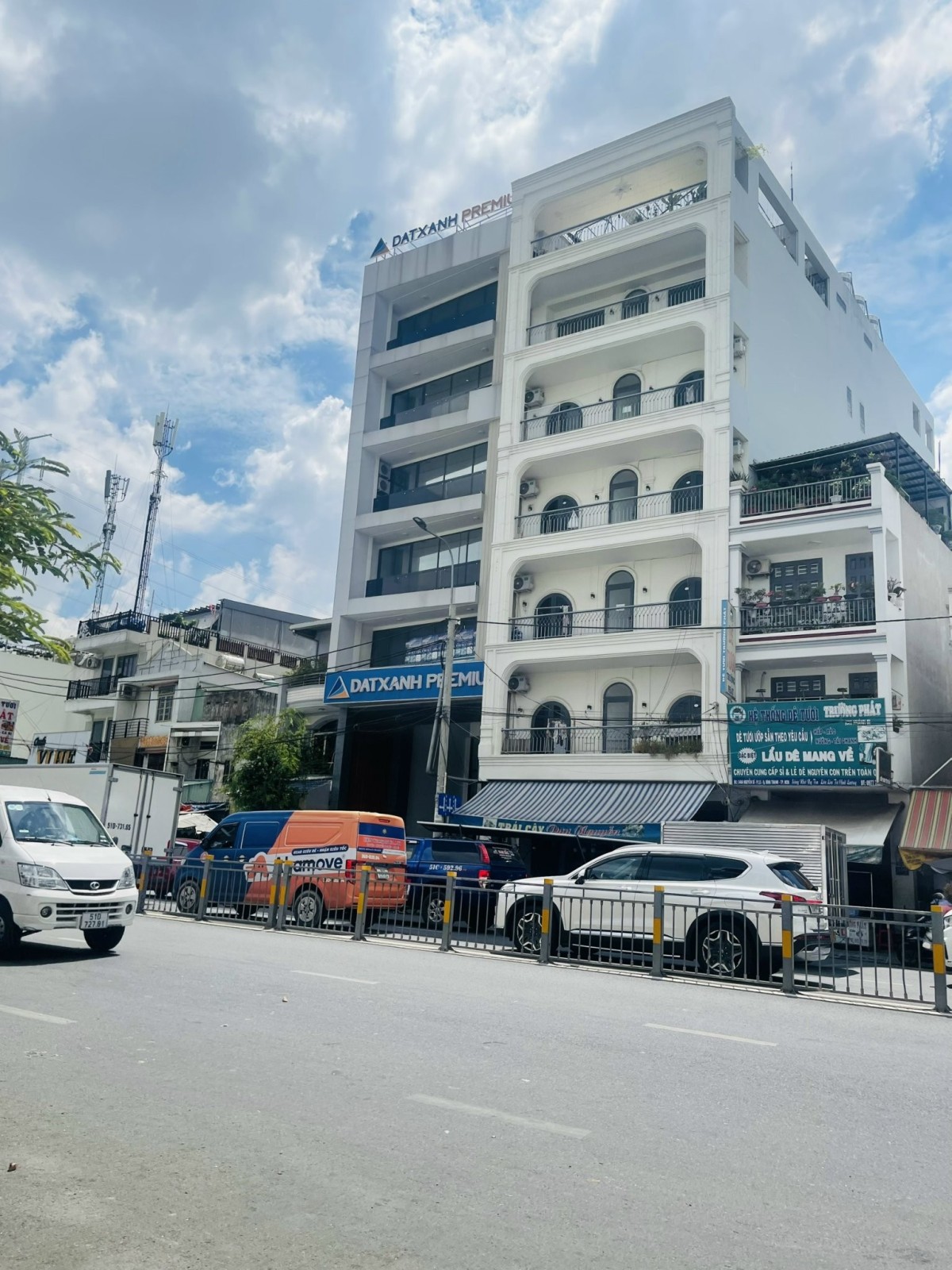 MẶT TIỀN 5 TẦNG BTCT NGUYỄN XÍ - GIẢM 7.6 TỶ, GIÁ MỚI 59 TỶ - VỊ TRÍ KINH DOANH ĐỈNH