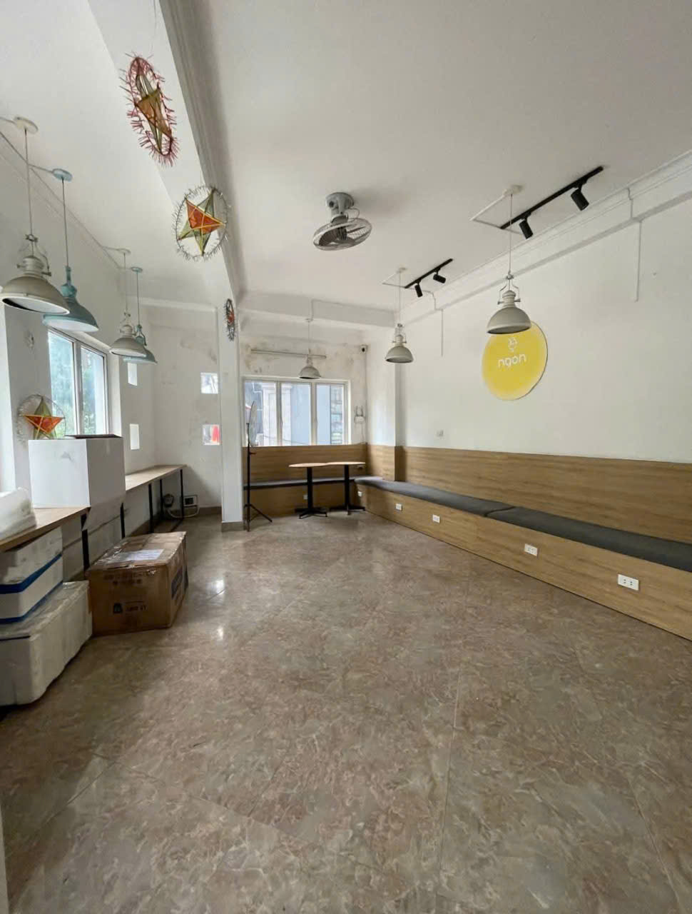 Nhà Tân Mai, quận Hoang Mai - 6 tầng - nằm ở vị trí vàng - cơ hội đầu tư sinh lời ngay