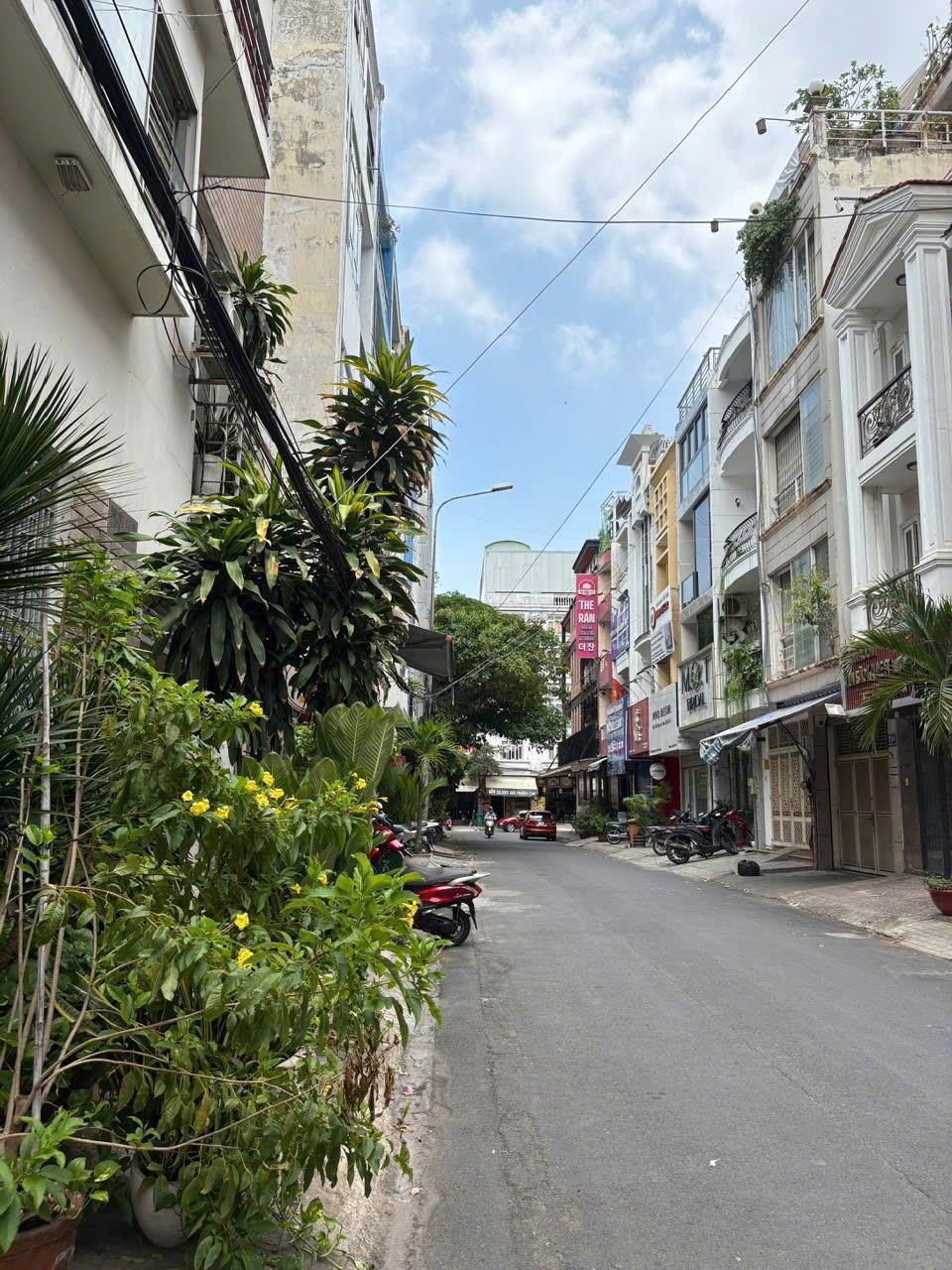 CĂN DUY NHẤT CÓ HẦM TẠI HOA LAN, P.2, Q.PHÚ NHUẬN – KHÔNG CÓ CĂN THỨ 2 GIÁ 18 TỶ