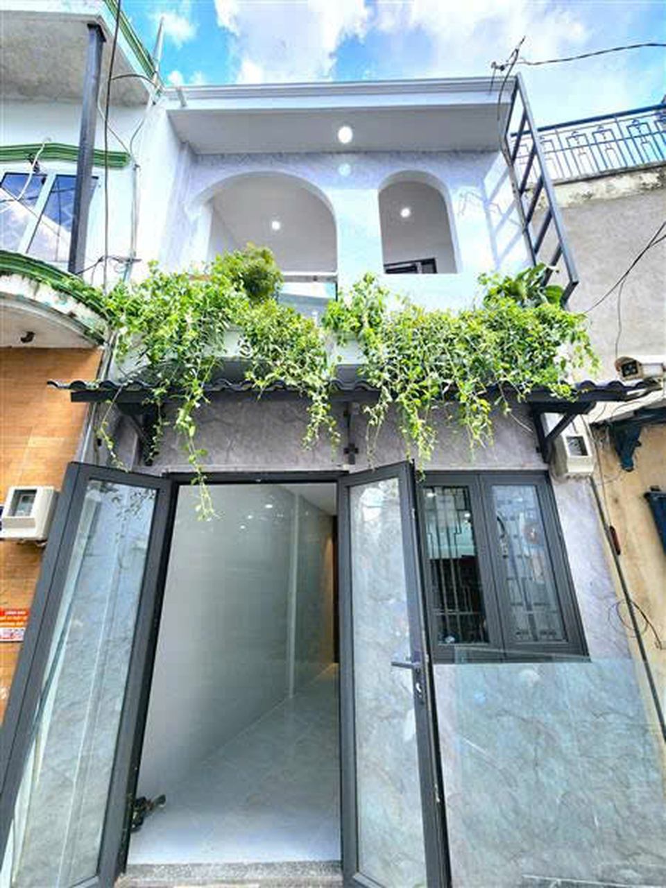 L1655 ⭐️ Giảm 120tr! sát Vincom Plaza Quang Trung GV, SHR, Vuông, 2 tầng, 3.3x7m, 2.x tỷ