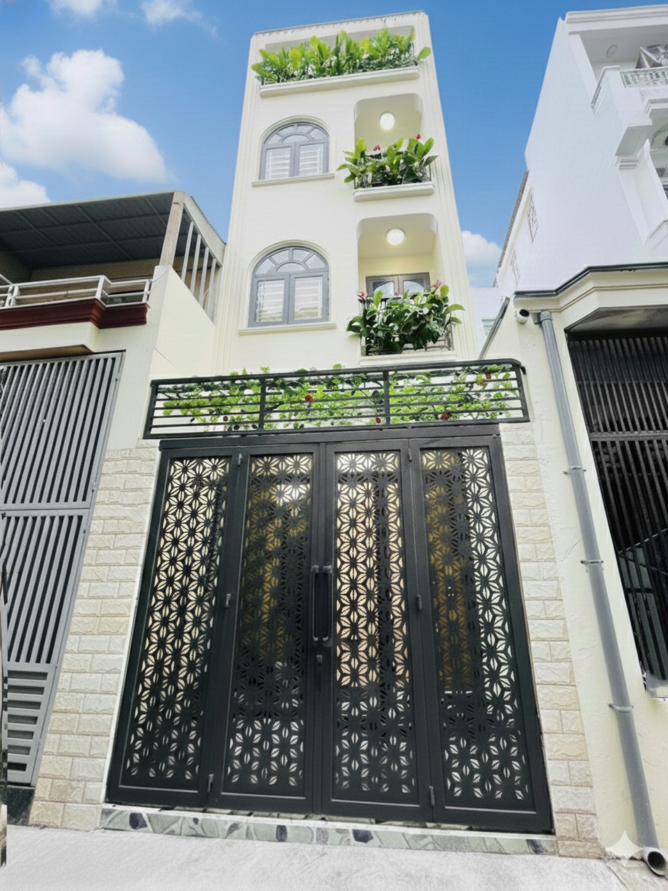 L1658 ⭐️ sát chợ Thạch Đà Gò Vấp, SHR, Vuông, 4 tầng, 3.5x11m, 5.x tỷ