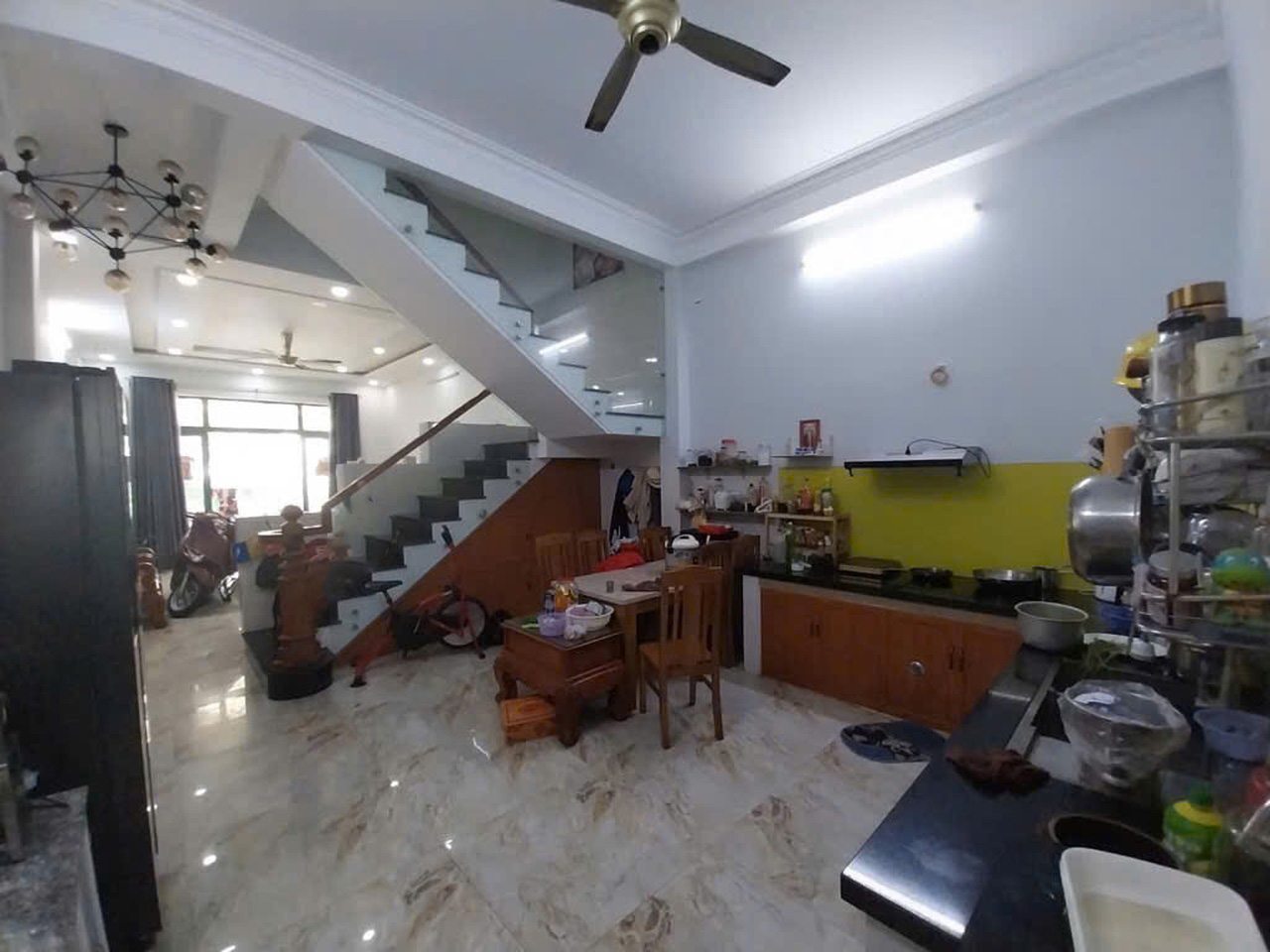 O1702 Giảm 2.1tỷ! Nhà Mặt tiền Tân Chánh Hiệp 26 Q12, SHR, Nở hậu, Đ.9m, 3 tầng, 4.6x30m, 8.x tỷ