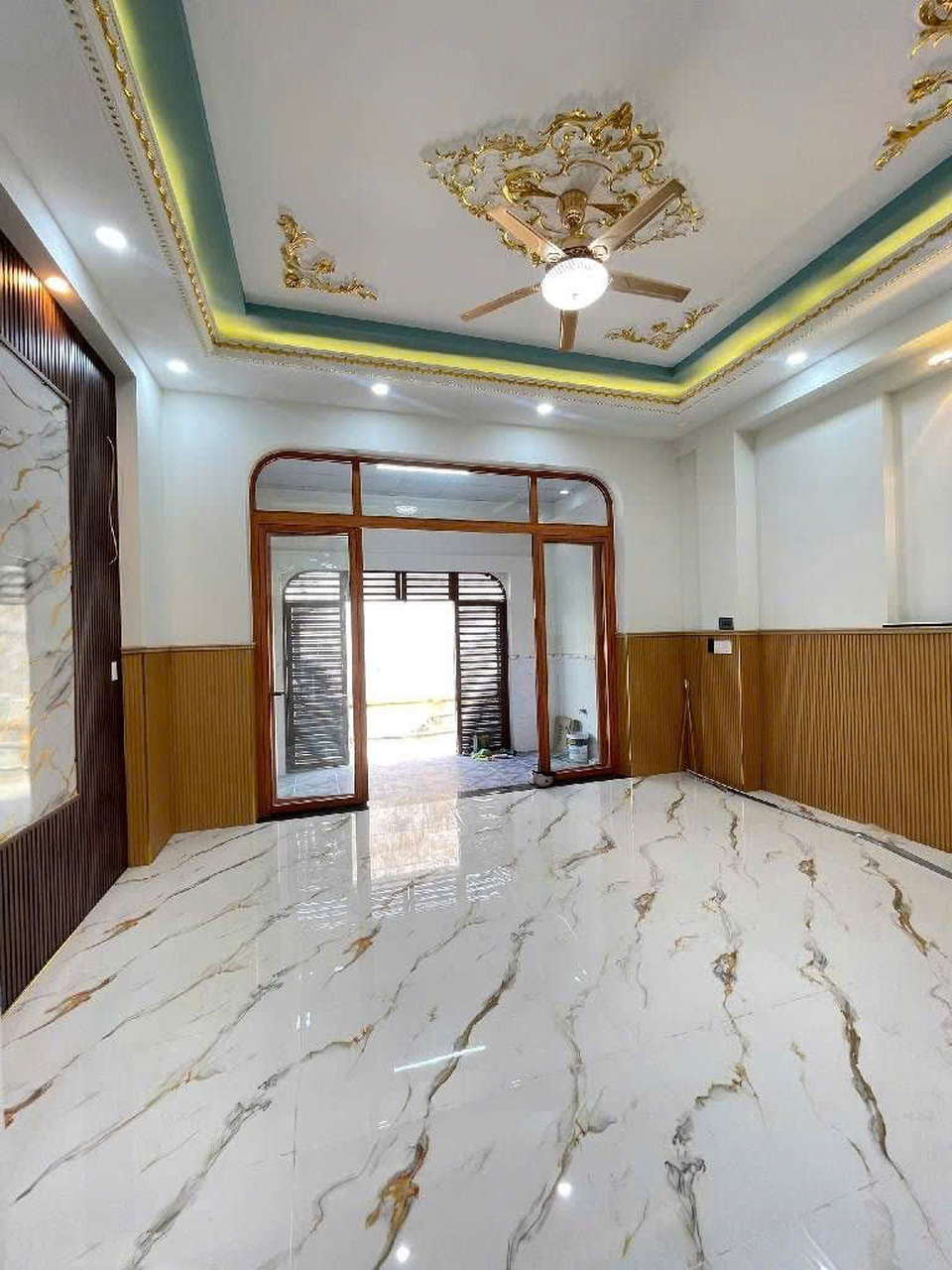 T1705 sát cầu Sông Chùa Bình Tân, SHR, Nở hậu, HXH, 3 tầng, 5.x tỷ