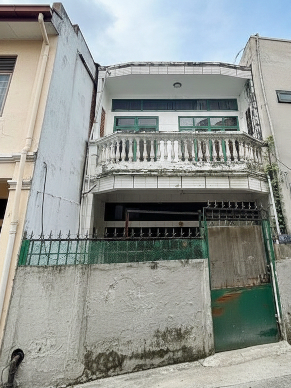 T1771 Nhà Tân Cảng Bình Thạnh, SHR, Vuông, 4.3x13m, 7.x tỷ x nhỏ