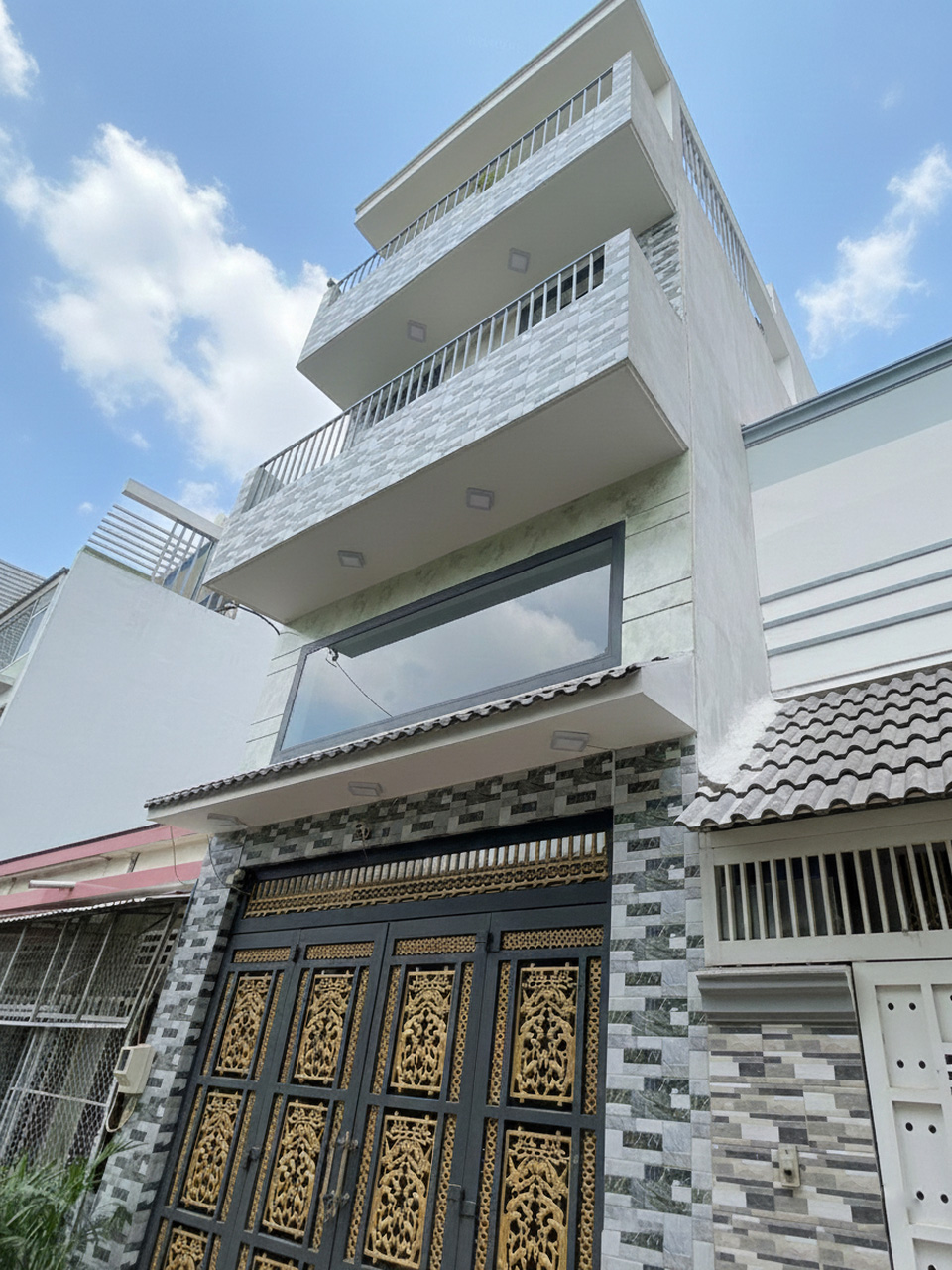 T1789 Giảm 1.9tỷ! sát CV Gia Định, SHR, Vuông, HXT, 4 tầng, 5x12m, 9.x tỷ