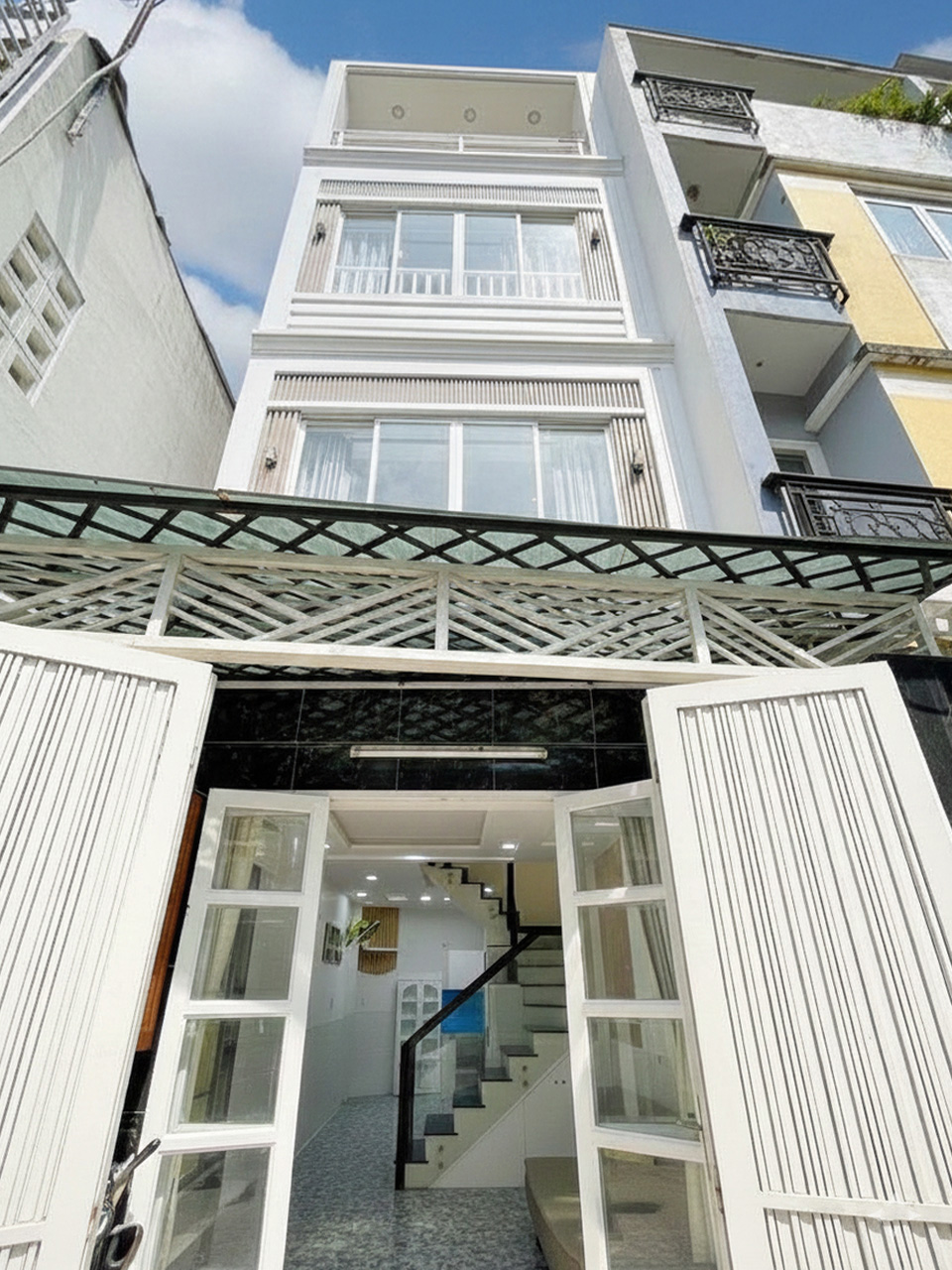 K1880 ✨ nhà Phan Văn Trị Bình Thạnh, SHR, Vuông, 4 tầng, 3.6x10m, 6.x tỷ