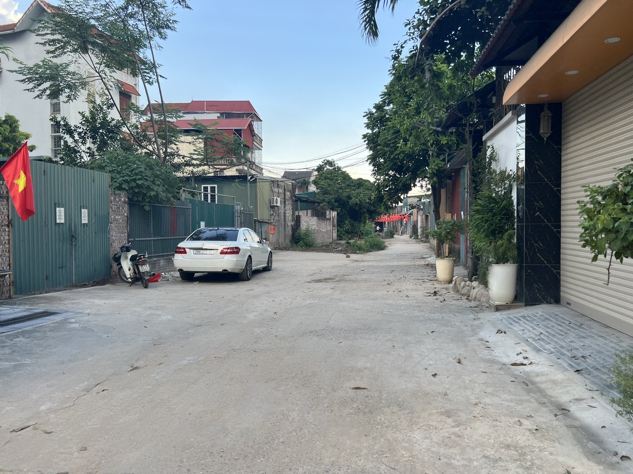 CHO THUÊ KHO / NHÀ CẤP 4 ÂU CƠ – TÂY HỒ, HÀ NỘI