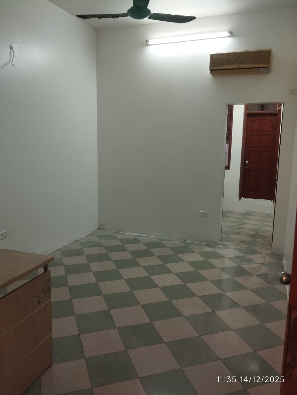 Cho thuê căn hộ tập thể tại 17 ngõ 563 Giải Phóng, Hoàng Mai, Hà Nội