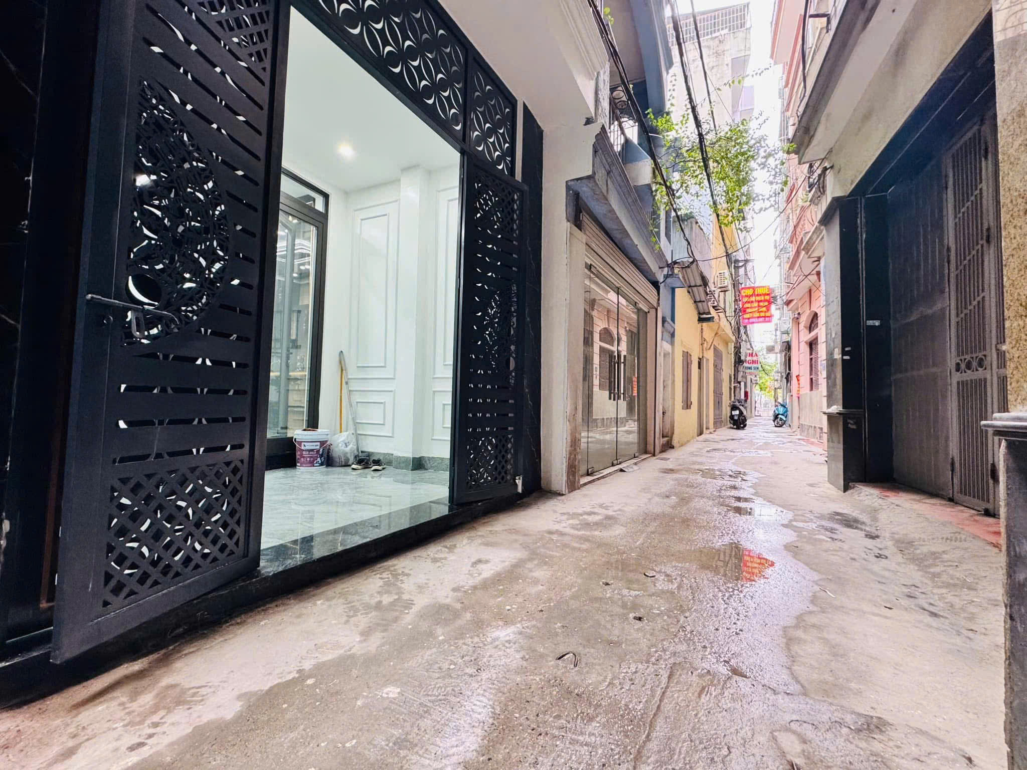 Bán gấp nhà Trần Duy Hưng, Cầu Giấy 50m2*6T thang máy kinh doanh 5m ra mặt phố - về ở ngay