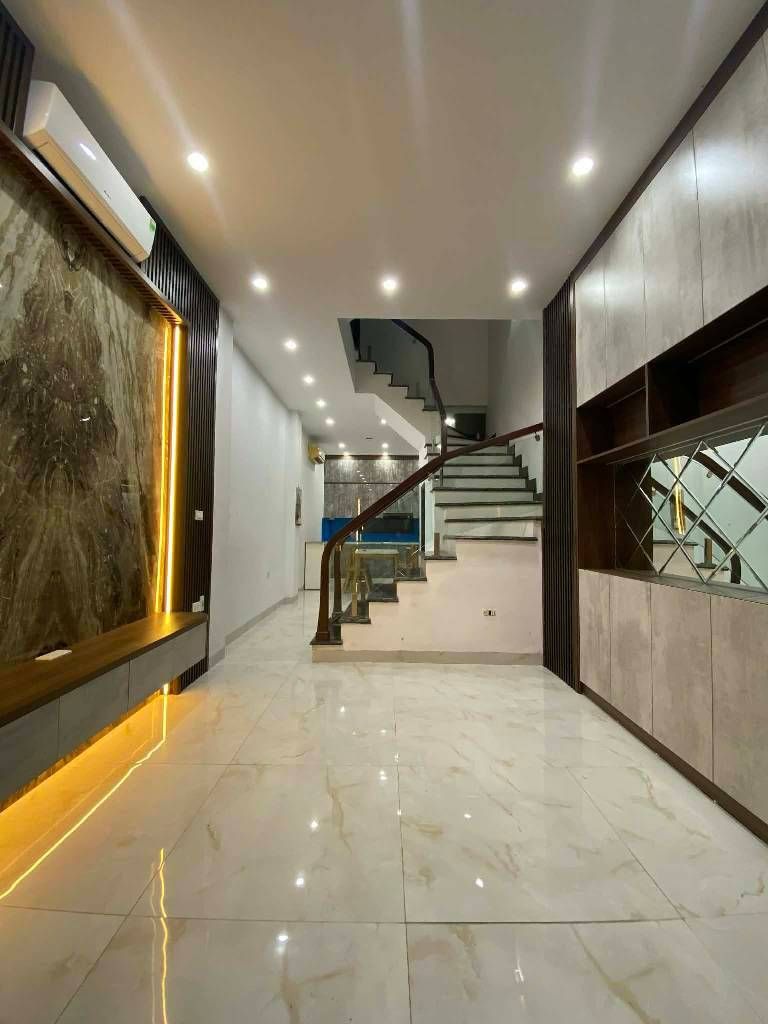 NHÀ ĐẸP ĐÓN TẾT- CHỐT NHANH KẺO HẾT- MẶT NGÕ Ô TÔ - TRUNG TÂM TÂY HỒ - KINH DOANH _ 43M2 .