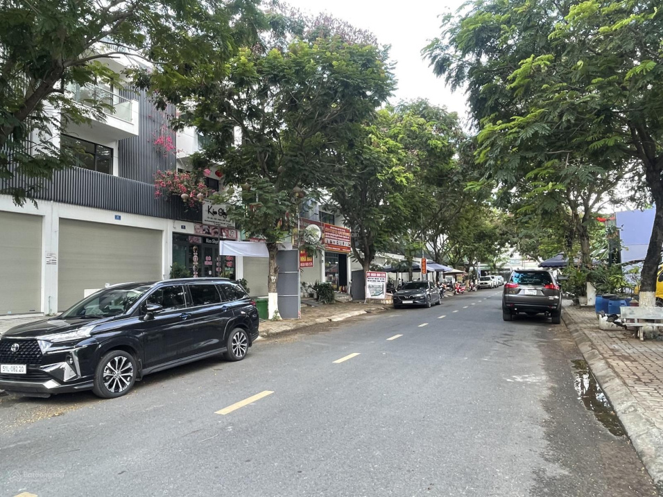 BÁN ĐẤT MẶT TIỀN LÃ XUÂN OAI – QUẬN 9, GIÁ CHỈ 30 TRIỆU/M² – GẦN VINHOMES GRAND PARK