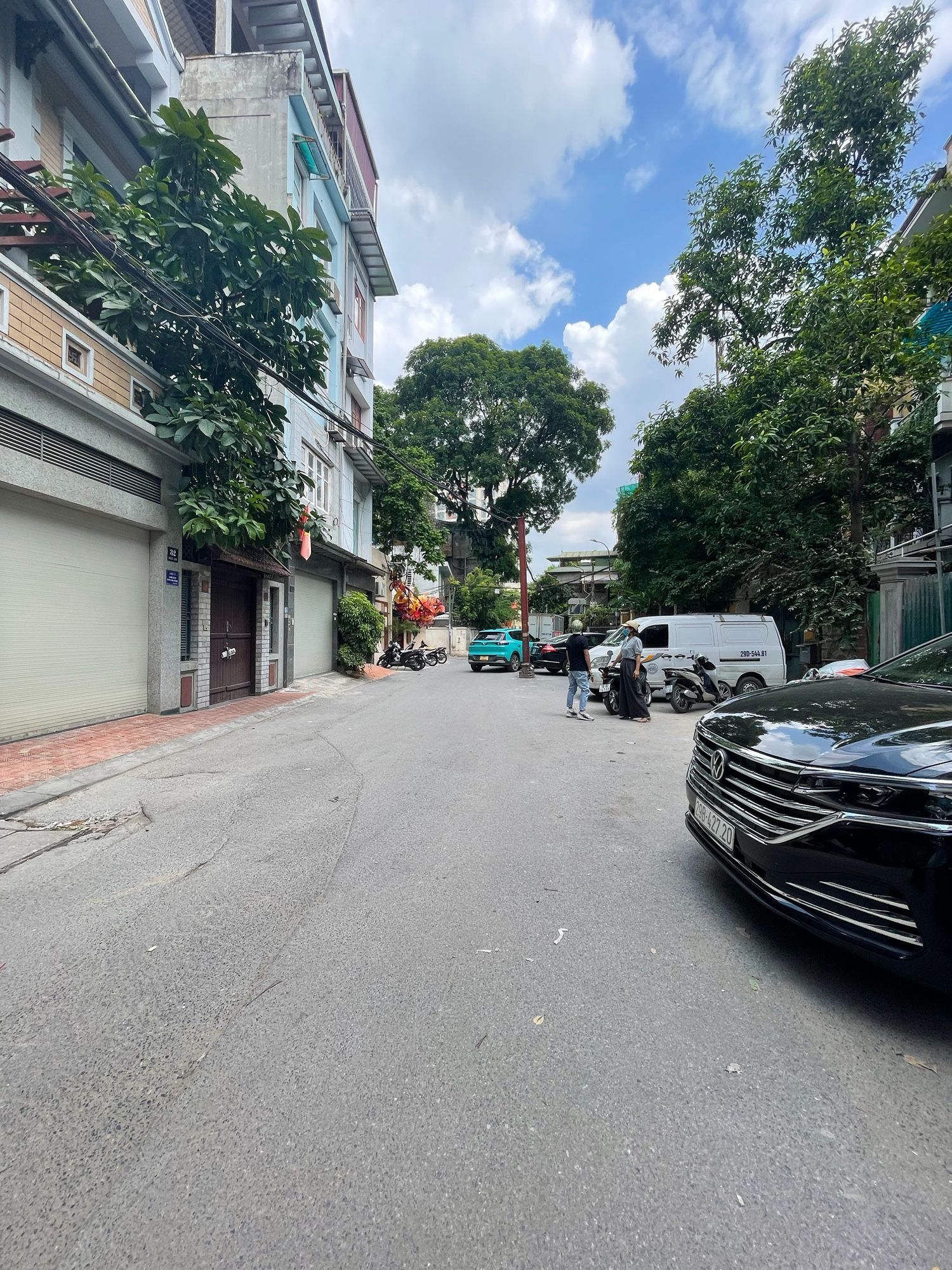 BÁN NHÀ PHÂN LÔ - Ô TÔ TRÁNH - KINH DOANH - VĂN PHÒNG - THANG MÁY - LÔ GÓC.