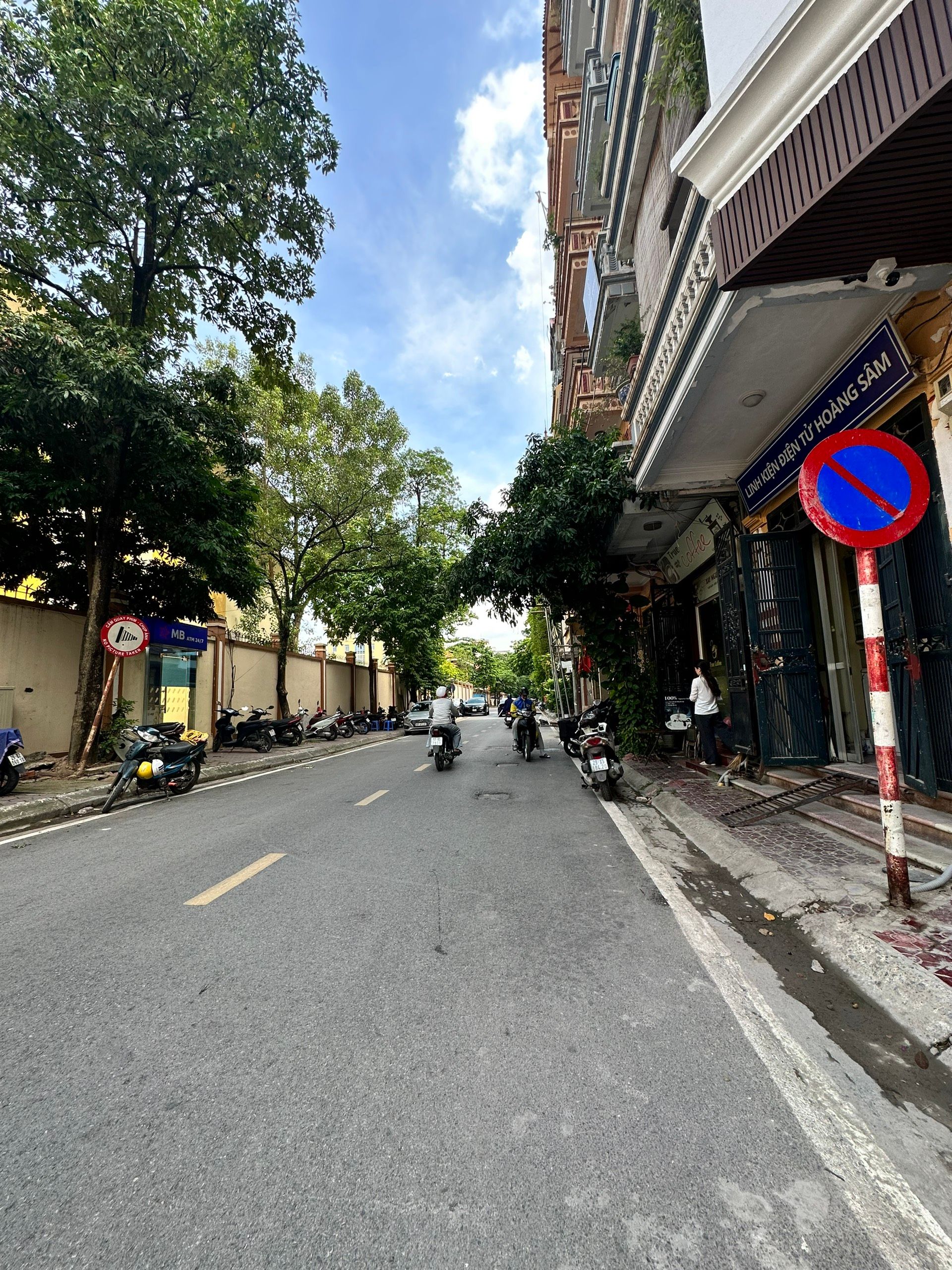 BÁN NHÀ SIÊU PHẨM MẶT PHỐ - LÔ GÓC 3 THOÁNG - KINH DOANH ĐA NGÀNH - THANG MÁY XỊN.