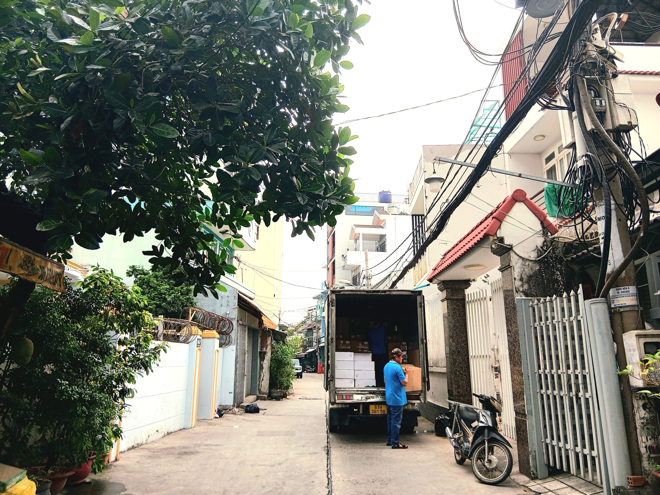 Hàng Hiếm Q.6 - 75m²(5 x 15 nở hậu)Tiện Xây Mới Theo Nhu Cầu - Hẻm 6m Xe Hơi - 8,5 Tỷ Vị Trí Đắc Địa Giao Nhau Giữa Các Tuyến Đường