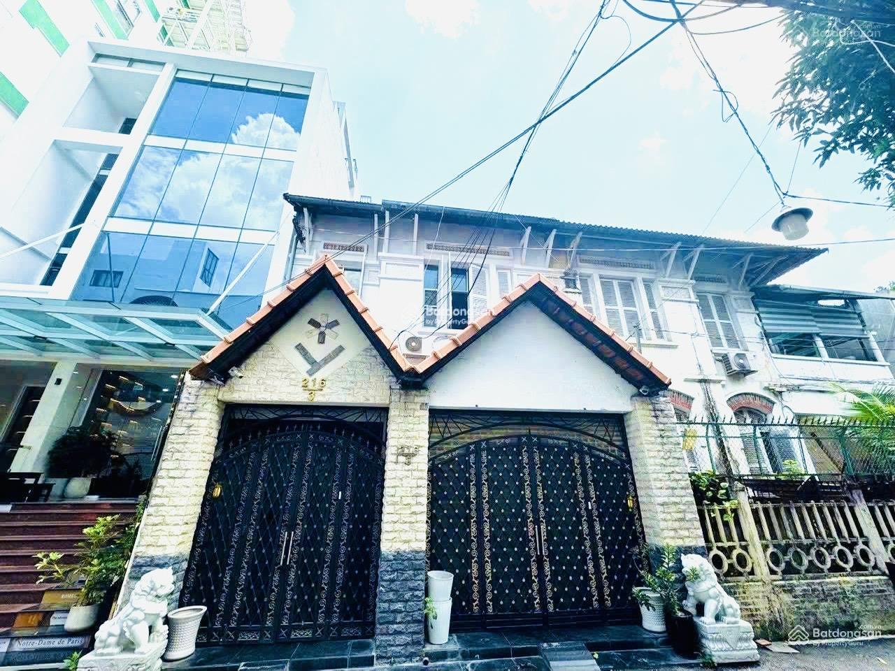 Văn phòng 52m2 thiết kế cổ điển không gian xanh hiếm giữa trung tâm quận 3