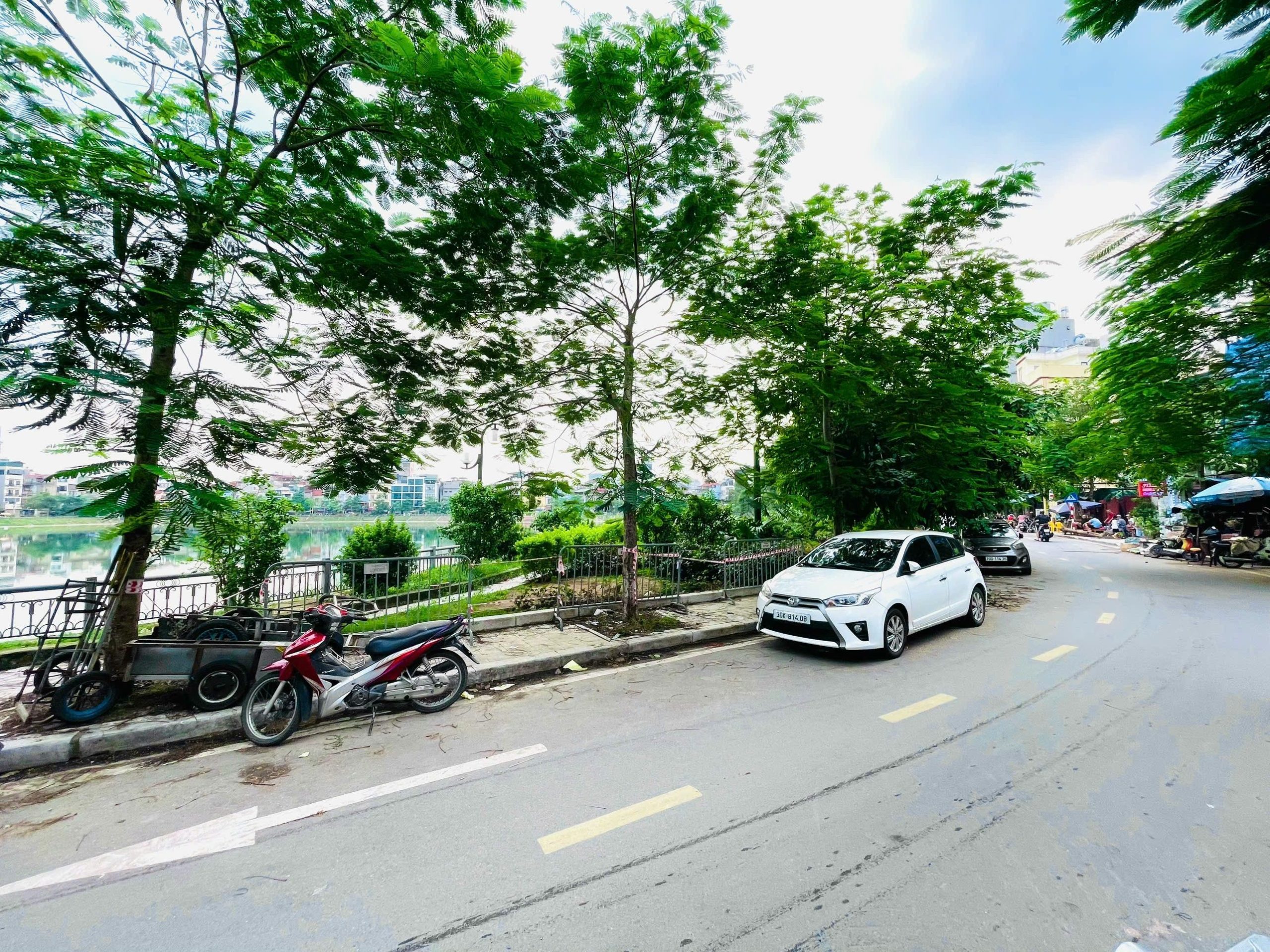 ĐỐNG ĐA – SIÊU PHẨM HỒ LINH QUANG – NHÀ ĐẸP DÂN XÂY – THANG MÁY – Ô TÔ SÁT CỬA – 6 TẦNG KIÊN CỐ