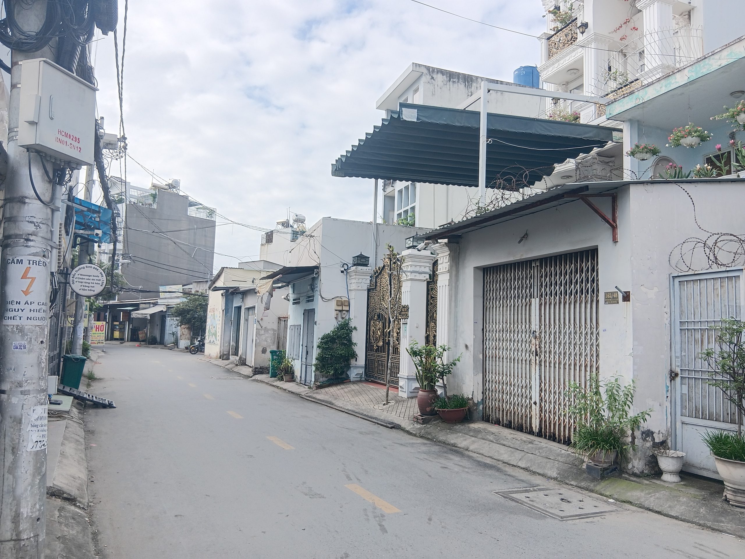 Bán Nhà Ngang 5m - Đường Xe Hơi Nguyễn Duy Cung - Gò Vấp - 4 Tầng - 50m² - 5,950 Tỷ Nhà Mới 90% Chính Chủ - 1 Bên Thông Ra Ngay Chợ Phạm Văn Bạch