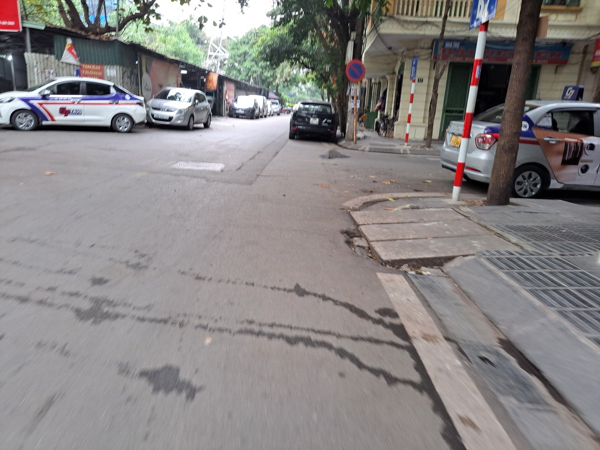 ♦️BÁN NHÀ -HÀNG CỰC VIP, -CỰC HIẾM-6 TẦNG THANG MÁY-VỪA Ở VỪA KINH DOANH-LÀM VĂN PHÒNG ĐỀU ĐỈNH KHU HIẾM NHÀ BÁN