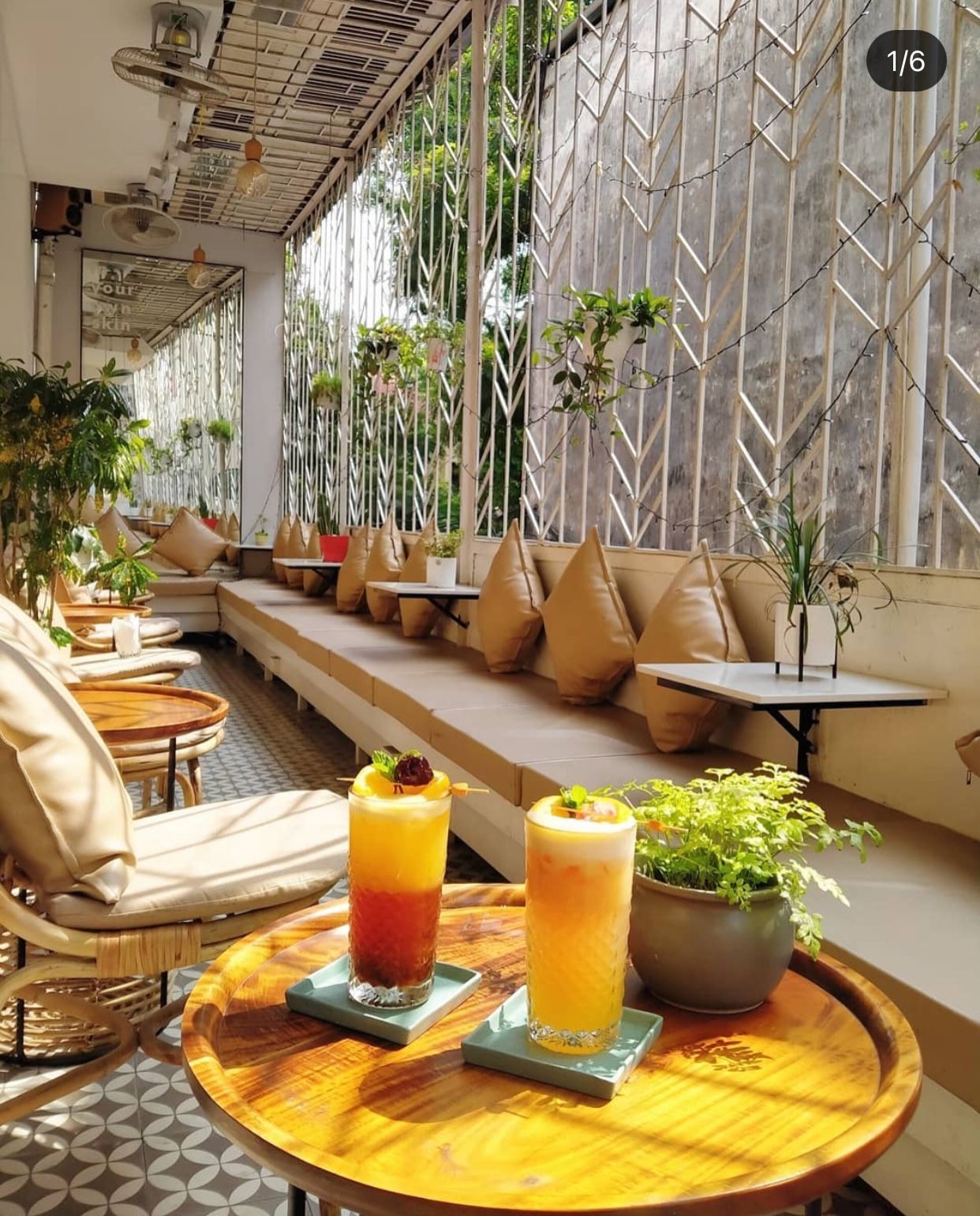 Bán Biệt thự Pháp siêu hiếm – vị trí trung tâm gần Ngô Thì Nhậm – Hàm Long, vài phút lên Hồ Gươm, thoáng sáng trước sau, cực hợp làm nhà hàng- cafe- hom