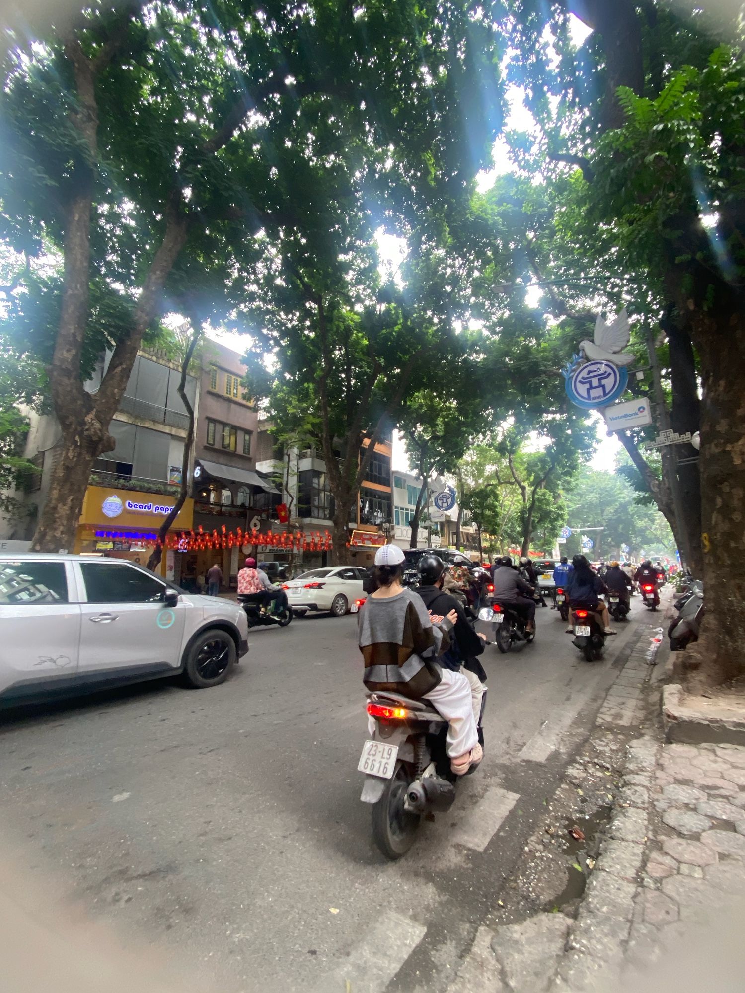 BÁN NHÀ NHÀ XÂY MỚI ĐẸP - GIỮA TRUNG TÂM BA ĐÌNH LỊCH SỬ, KHU VỰC HIẾM NHÀ BÁN - AN NINH DÂN TRÍ CAO.