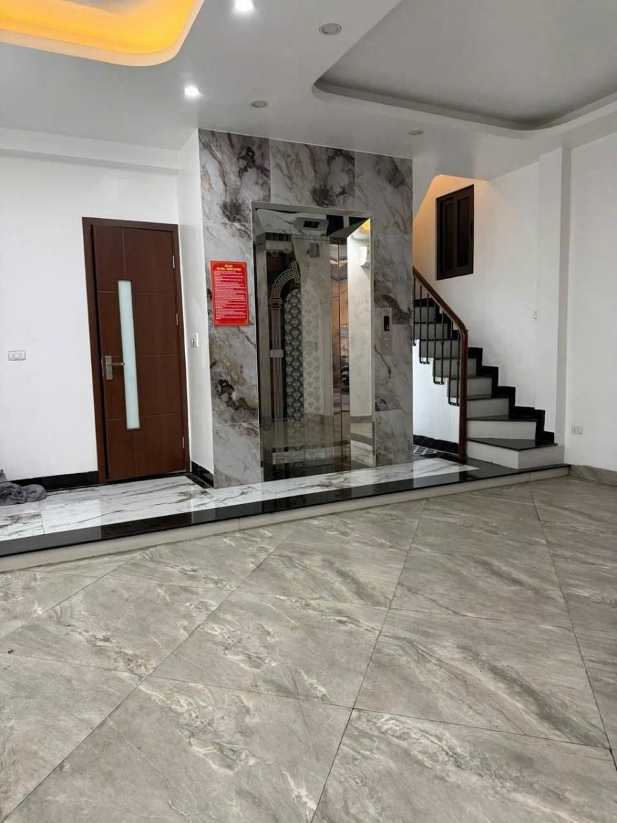 BÁN TOÀ CĂN HỘ DÒNG TIỀN - NHÀ MỚI - THANG MÁY - TRUNG TÂM QUẬN ĐỐNG ĐA .