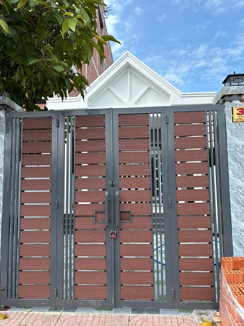 BÁN NHÀ MẶT TIỀN ĐƯỜNG NGUYỄN THÀNH HÀ – CHỢ LỚN