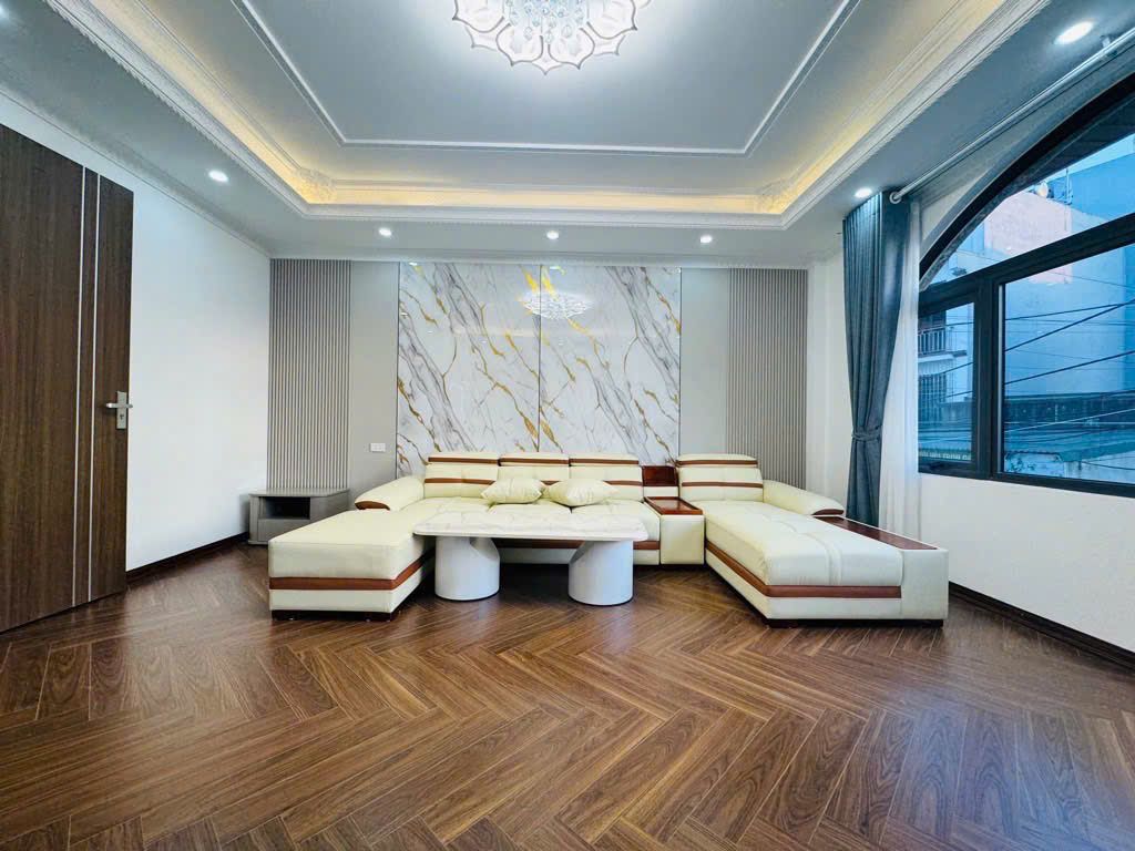 SIÊU PHẨM NGUYỄN VĂN LINH – LÔ GÓC – Ô TÔ TRÁNH – KINH DOANH ĐỈNH