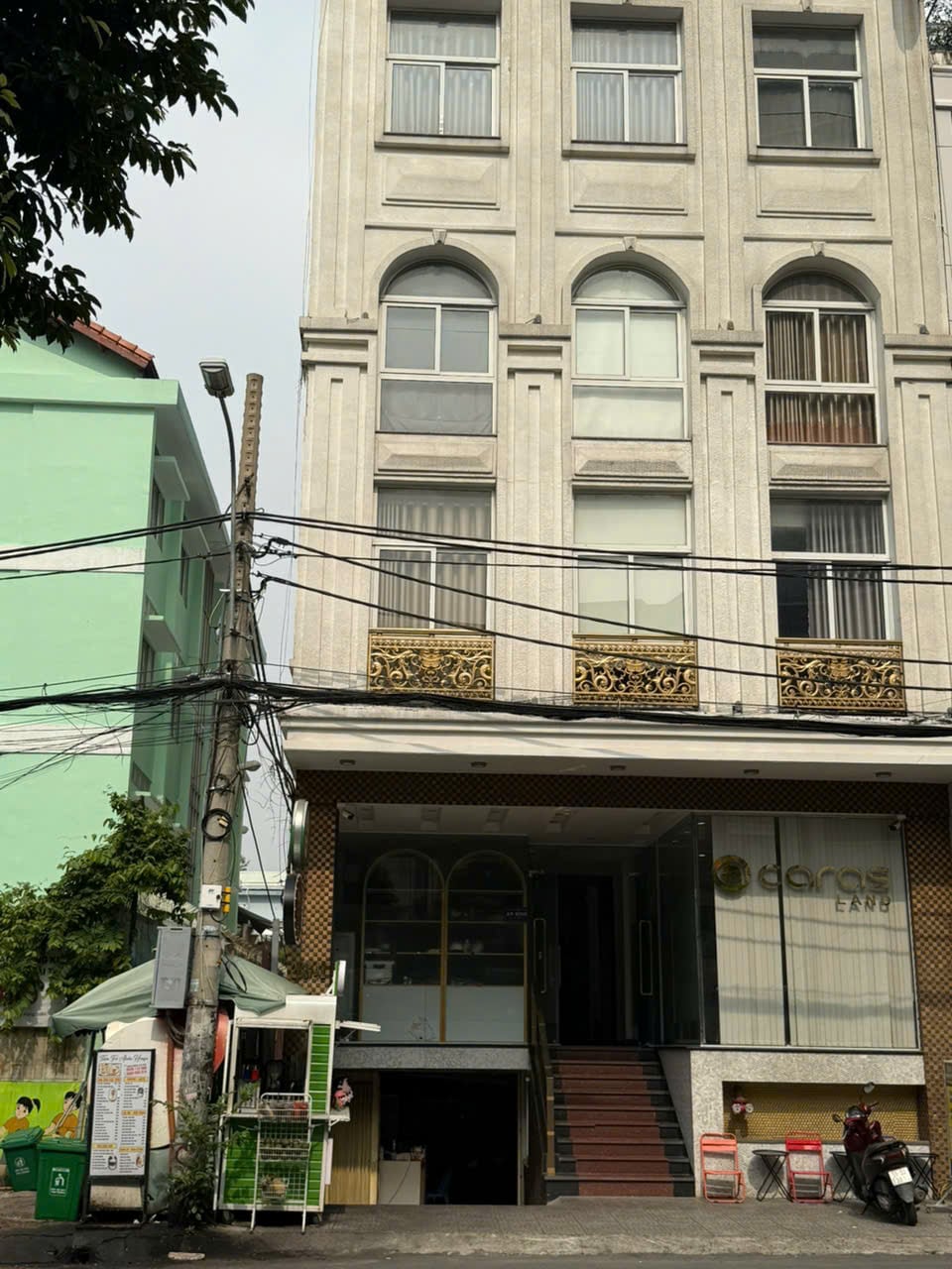 Cần sang nhượng lại quán rooftop đang hoạt động ổn định, kèm xe nước – mô hình kinh doanh sẵn, chỉ việc tiếp quản và