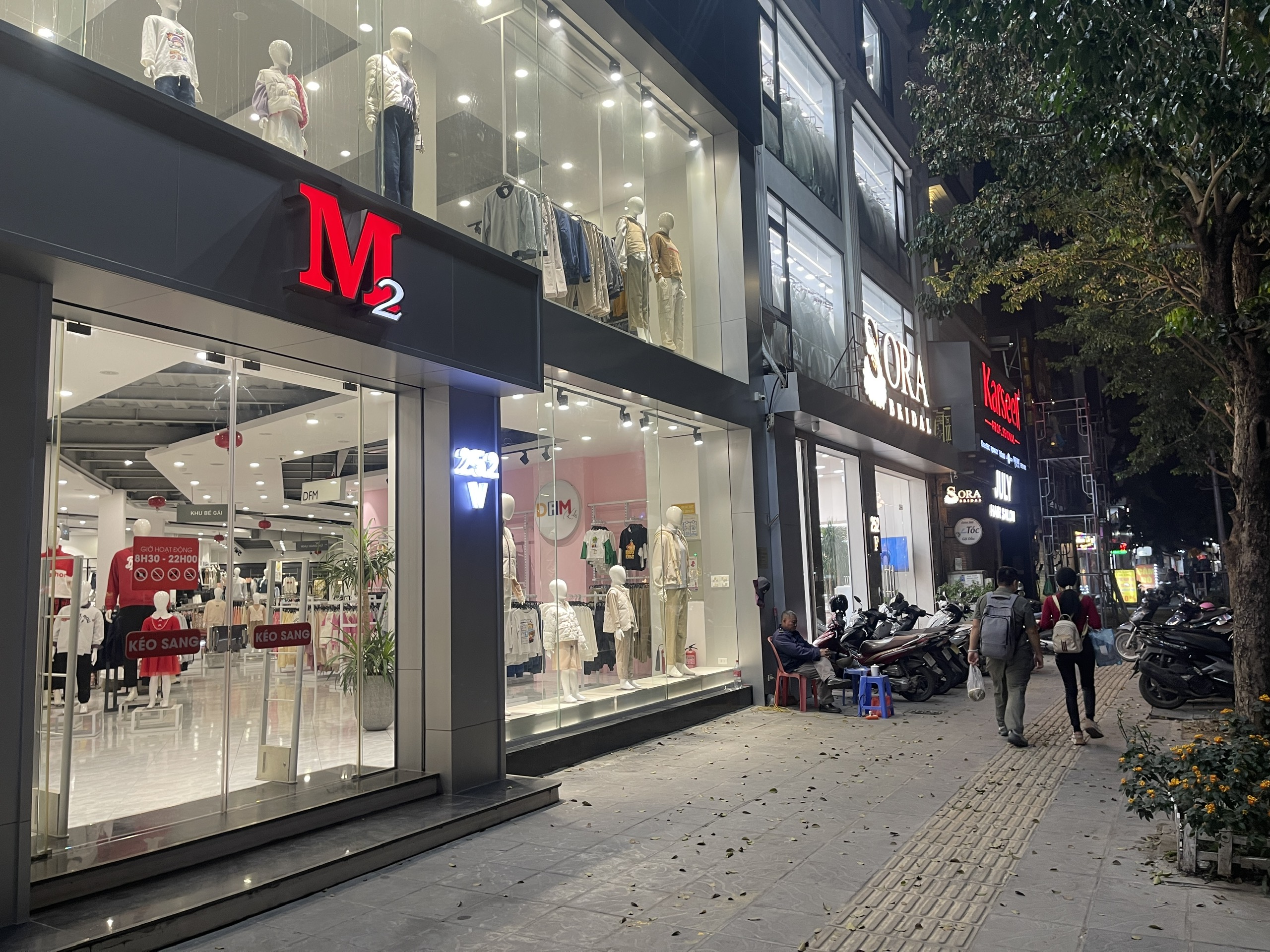 BÁN NHÀ PHỐ MINH KHAI –MỚI ĐÓN TẾT -Ở NGAY – 52M² – 4 TẦNG -5 PN – GIÁ 12,5 TỶ