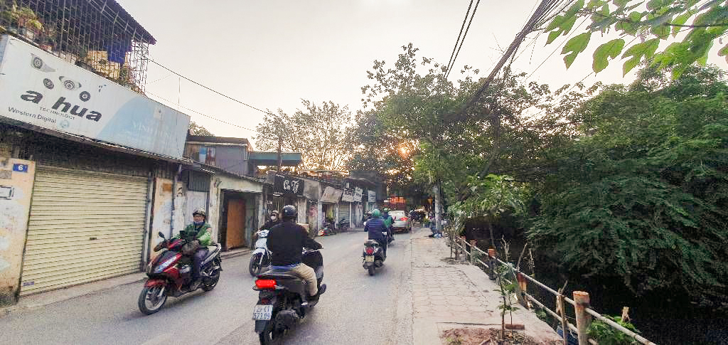 HIẾM- BÁN GẤP NHÀ NGUYỄN KHOÁI full nội thất mới tinh 30m2 . 6.95 t