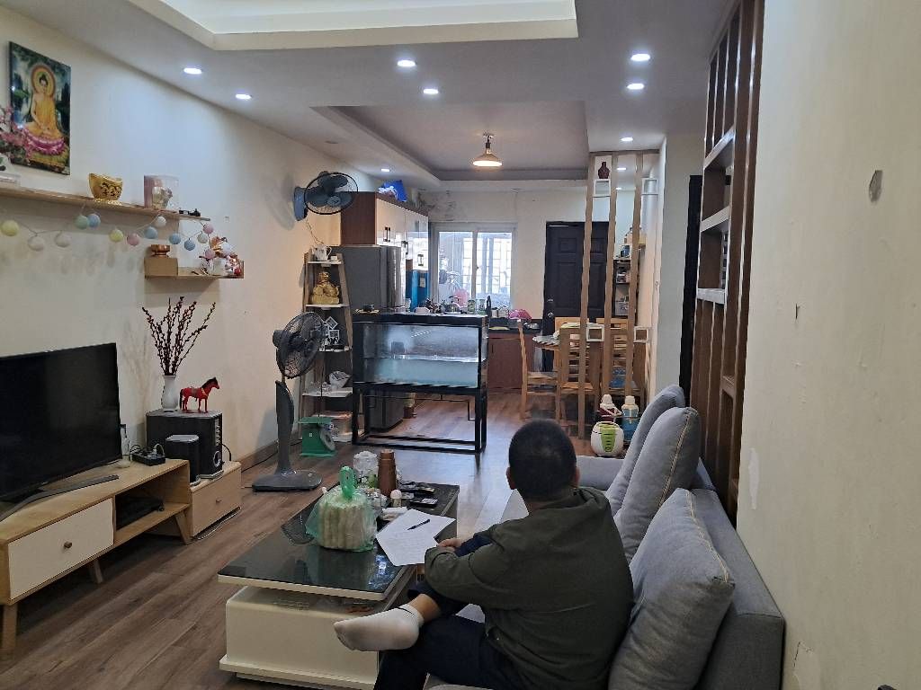 bán chung cư CT9 Định Công 72m chỉ 5,9 tỷ, đủ nội thất, nhà đẹp ở luôn